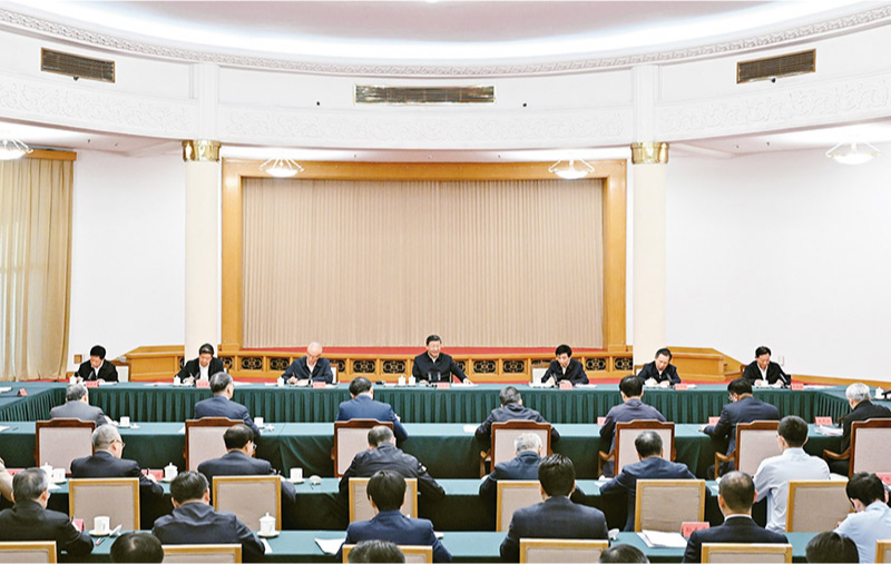 　2024年5月23日下午，中共中央總書記、國(guó)家主席、中央軍委主席習(xí)近平在山東省濟(jì)南市主持召開(kāi)企業(yè)和專家座談會(huì)并發(fā)表重要講話。 新華社記者 謝環(huán)馳/攝